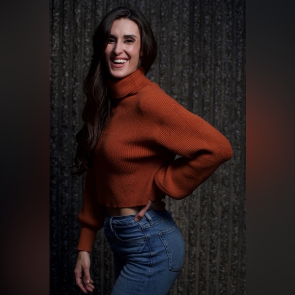 Meet your Posher, Emily - Picture 2 of 10